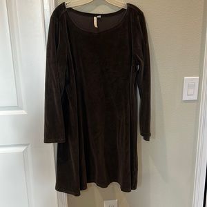 Pure Jill (J. Jill) brown crushed velour long sleeve A-line dress.